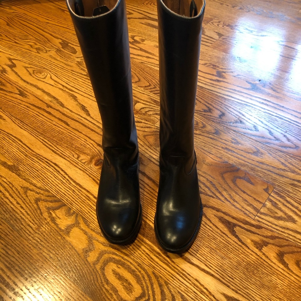 Frye Melissa button boots size 8 1/2